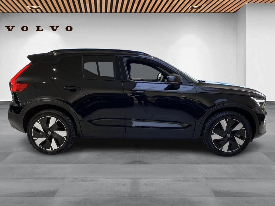 Volvo XC40 ReCharge Twin Plus 5d