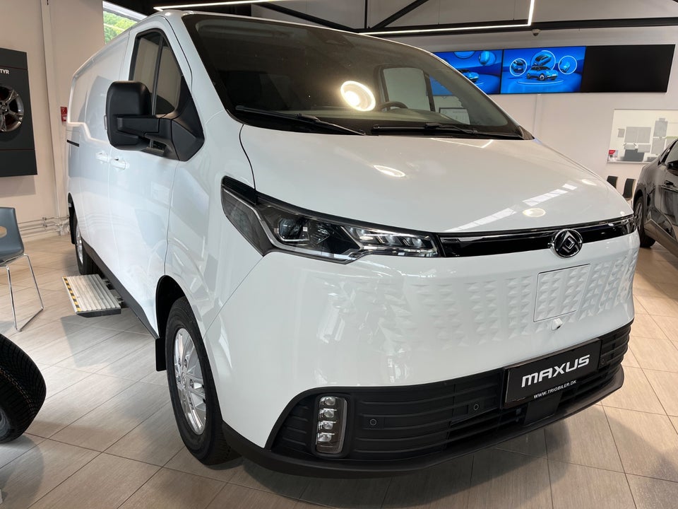 Maxus e-Deliver 7 88 L2H1 Kassevogn AWD