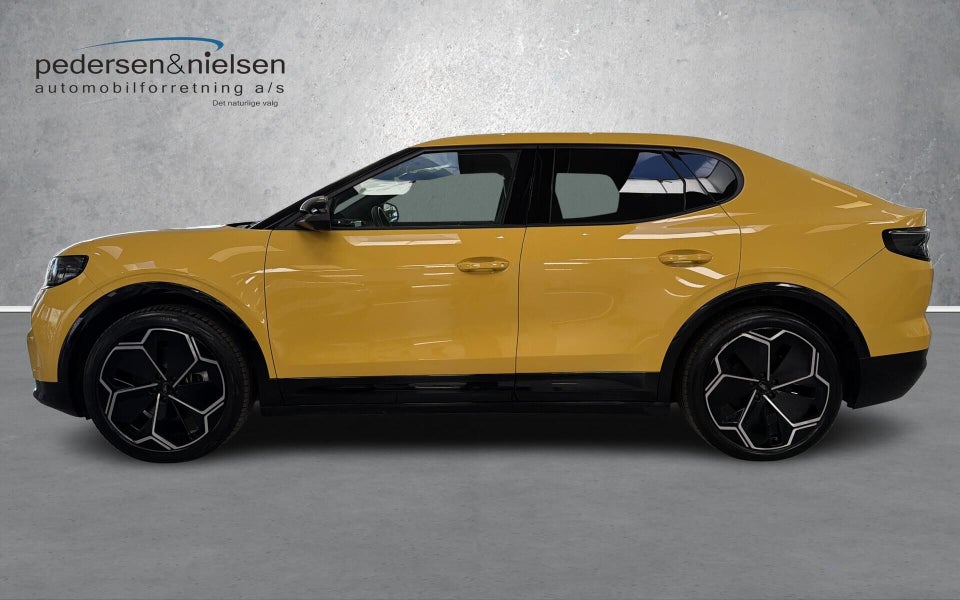 Ford Capri 79 Premium Extended Range AWD 5d