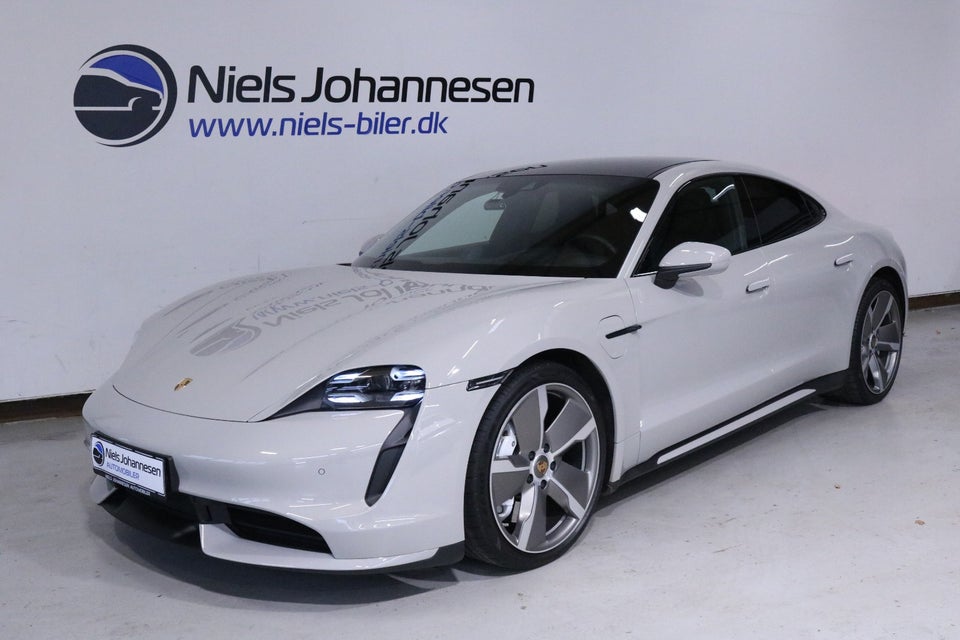 Porsche Taycan Turbo Performance+  4d