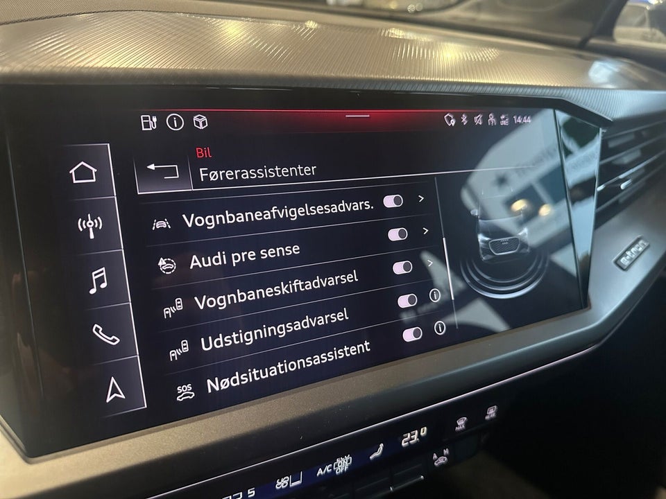 Audi Q4 e-tron 40 Advanced 5d