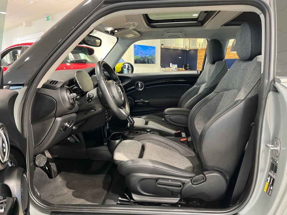 MINI Cooper SE Camden Edition 3d