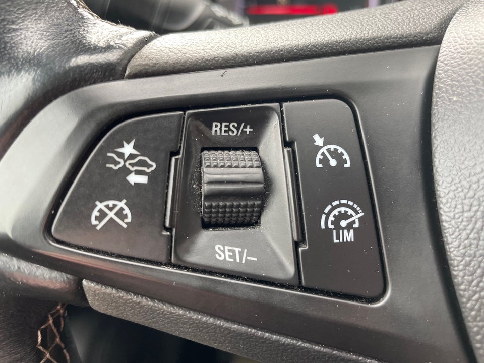 Opel Astra 1,0 T 105 Excite Sports Tourer 5d