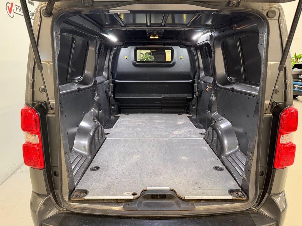 Toyota ProAce 2,0 D 177 Long Comfort Master aut. 5d