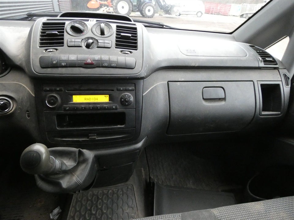 Mercedes Vito 113 2,2 CDi Standard L 4d