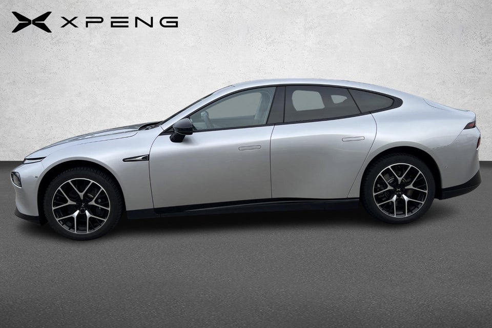 Xpeng P7 Performance 4d