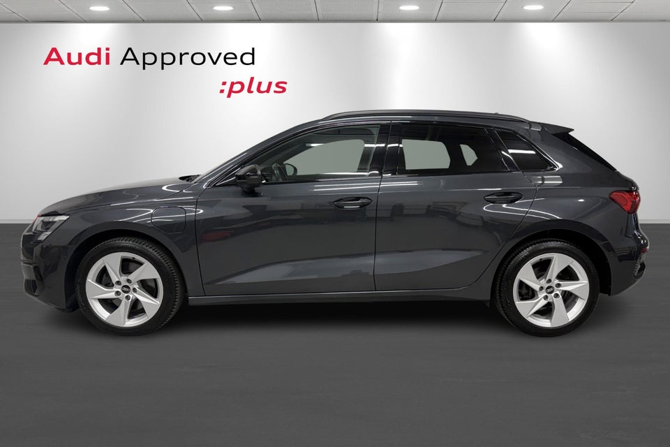 Audi A3 40 TFSi e Sportback S-tr. 5d