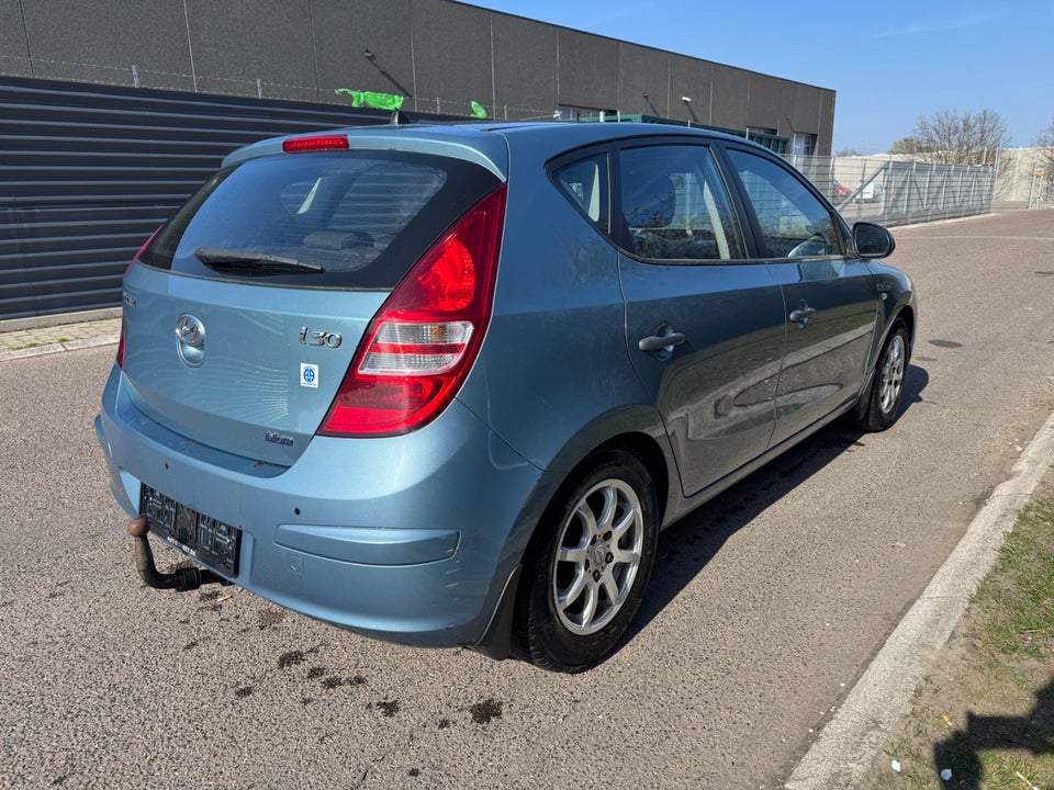 Hyundai i30 1,4 CVVT Comfort 5d