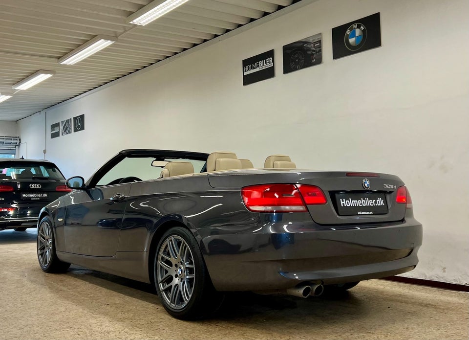 BMW 325d 3,0 Cabriolet Steptr. 2d