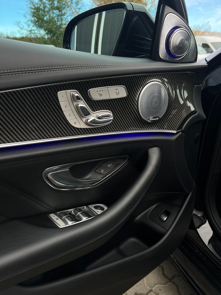 Mercedes E63 4,0 AMG stc. aut. 4Matic+ 5d