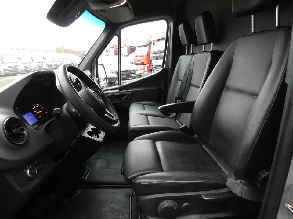 Mercedes Sprinter 317 2,0 CDi A3 Kassevogn aut. RWD