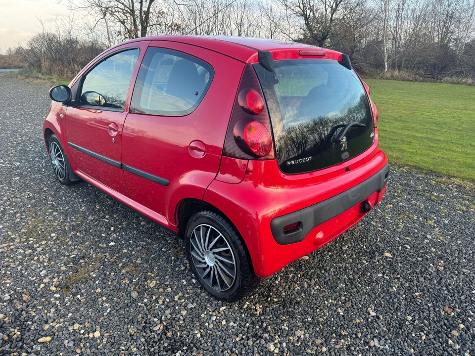 Peugeot 107 1,0 Active 5d