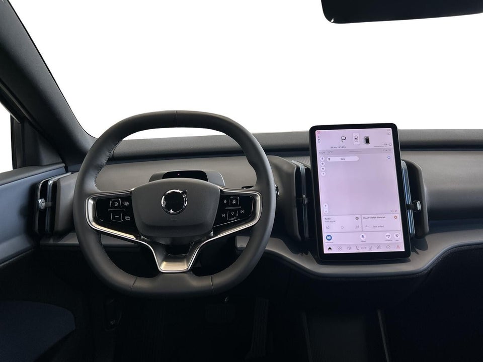 Volvo EX30 Standard Range Plus 5d