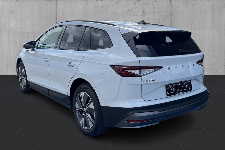 Skoda Enyaq 60 iV Loft 5d