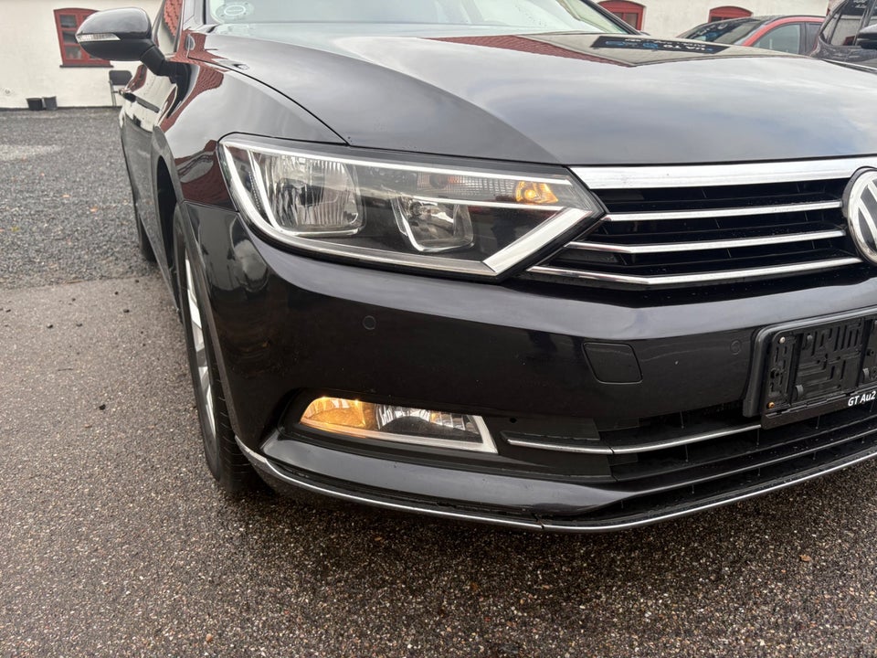VW Passat 1,8 TSi 180 High+ Variant DSG 5d