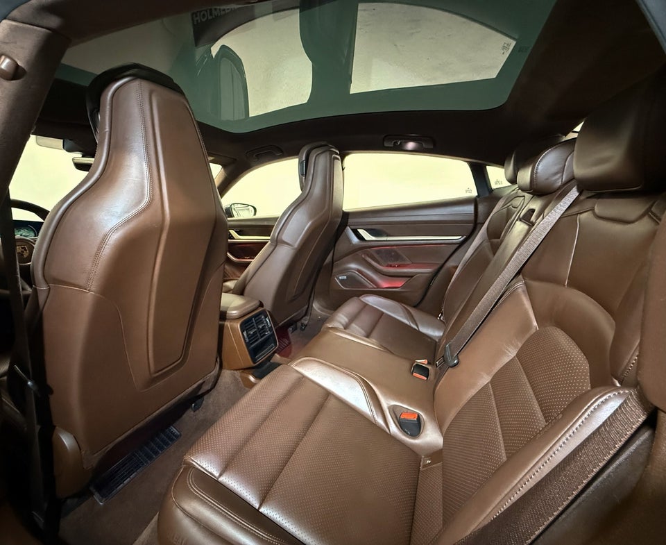 Porsche Taycan 4S Performance+ 4d