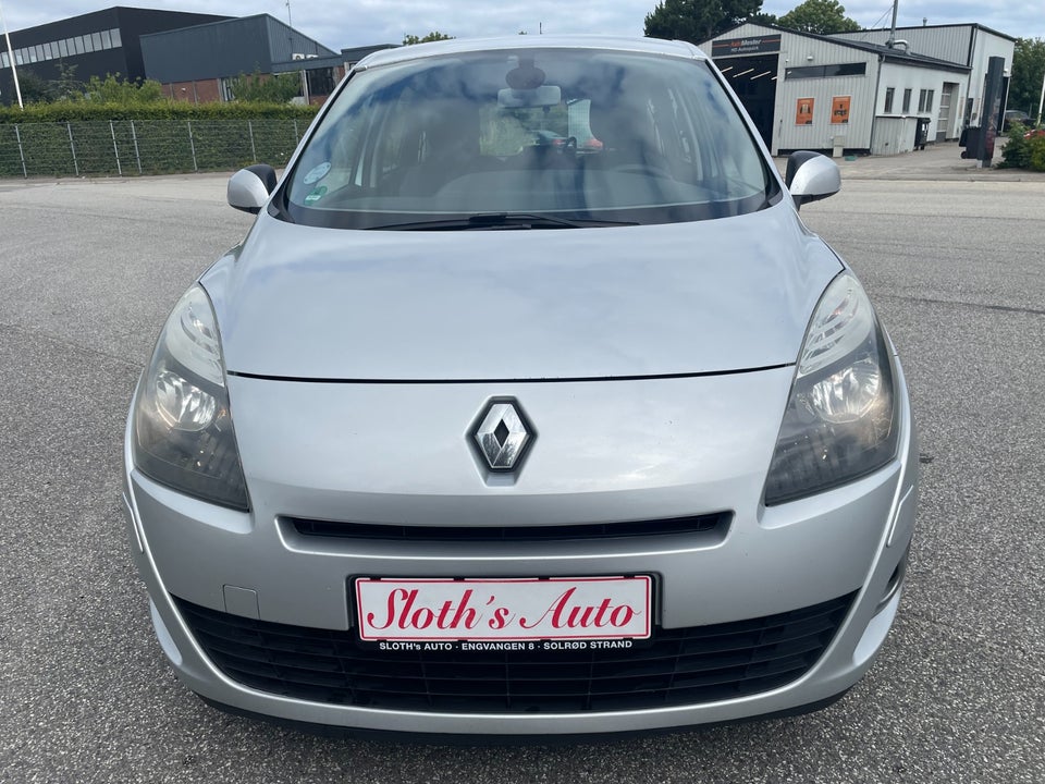 Renault Grand Scenic III 1,6 dCi 130 Dynamique 7prs 5d