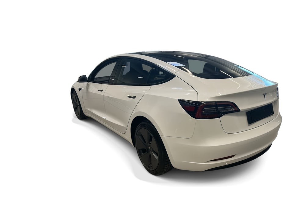 Tesla Model 3 RWD 4d