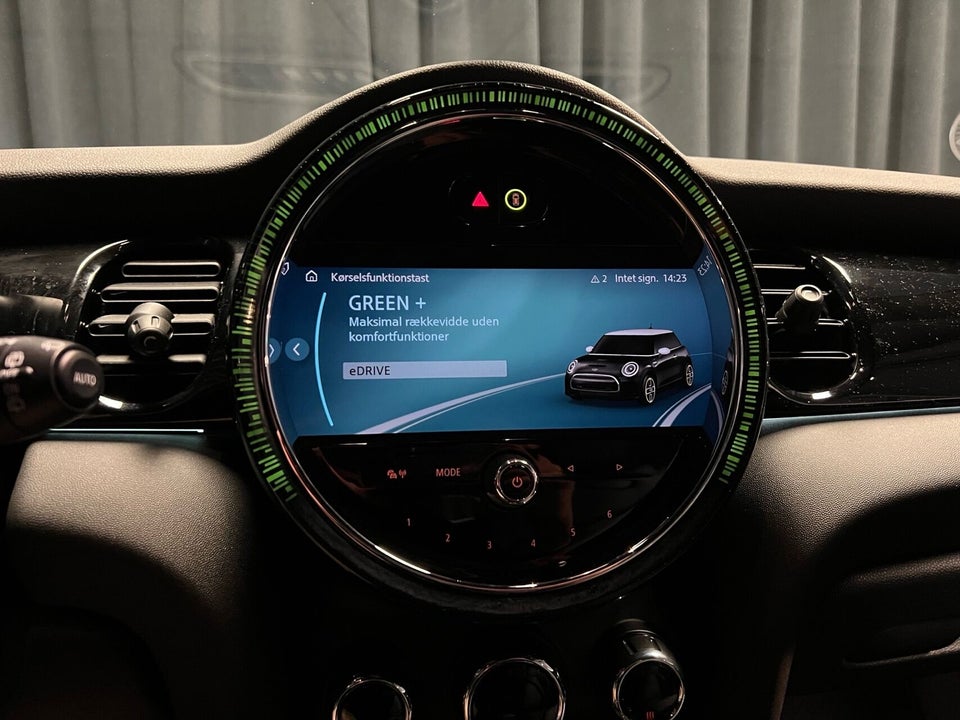 MINI Cooper SE Edition Premium Plus 3d