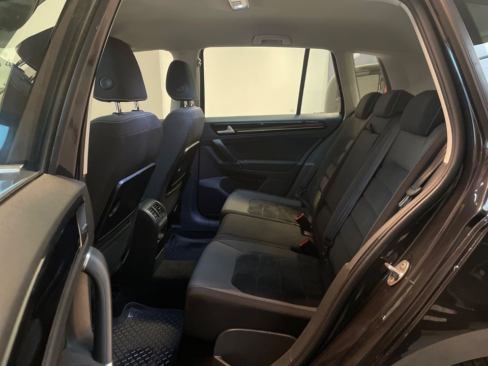 VW Golf Sportsvan 1,6 TDi 110 Highline DSG 5d