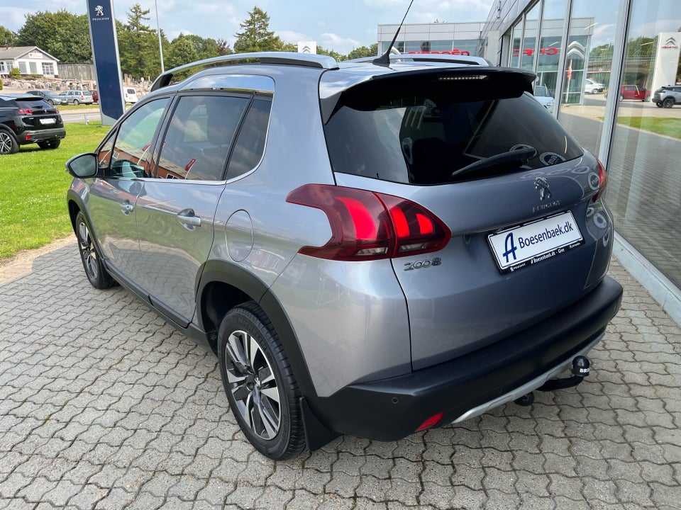 Peugeot 2008 1,6 BlueHDi 100 Desire Sky 5d