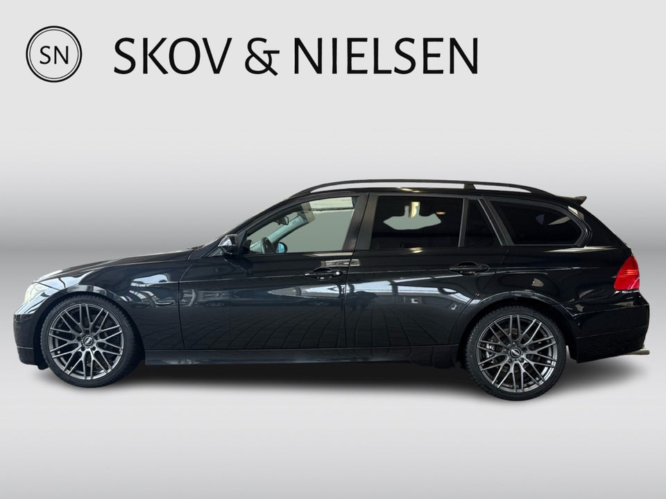 BMW 325i 2,5 Touring 5d