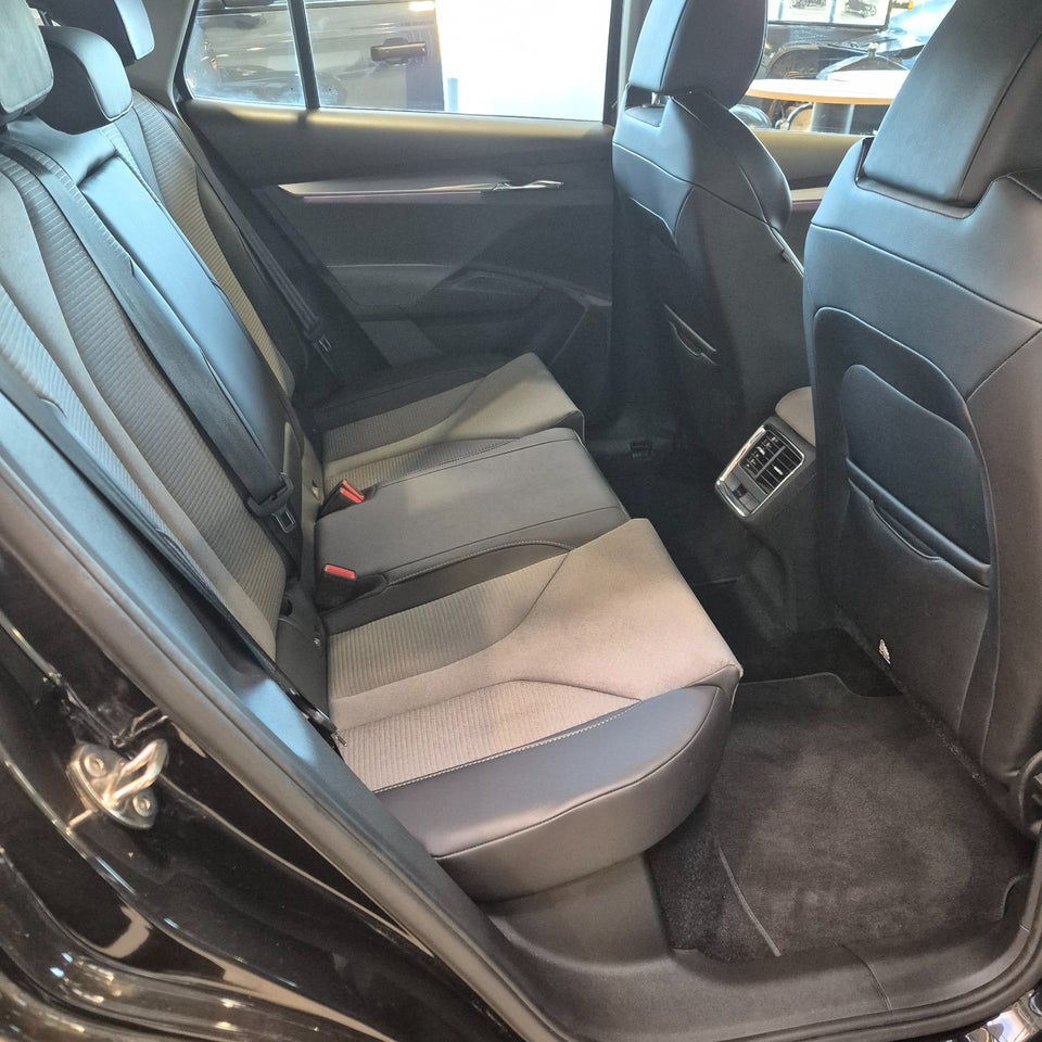 Skoda Enyaq 80 iV Loft 5d