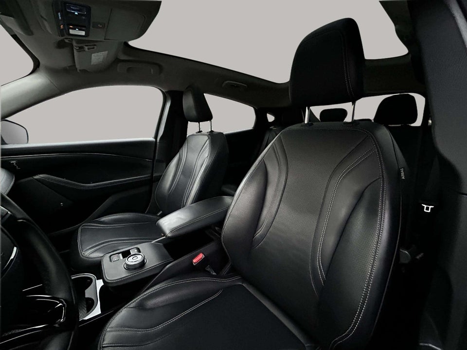 Ford Mustang Mach-E 75 Standard Range 5d