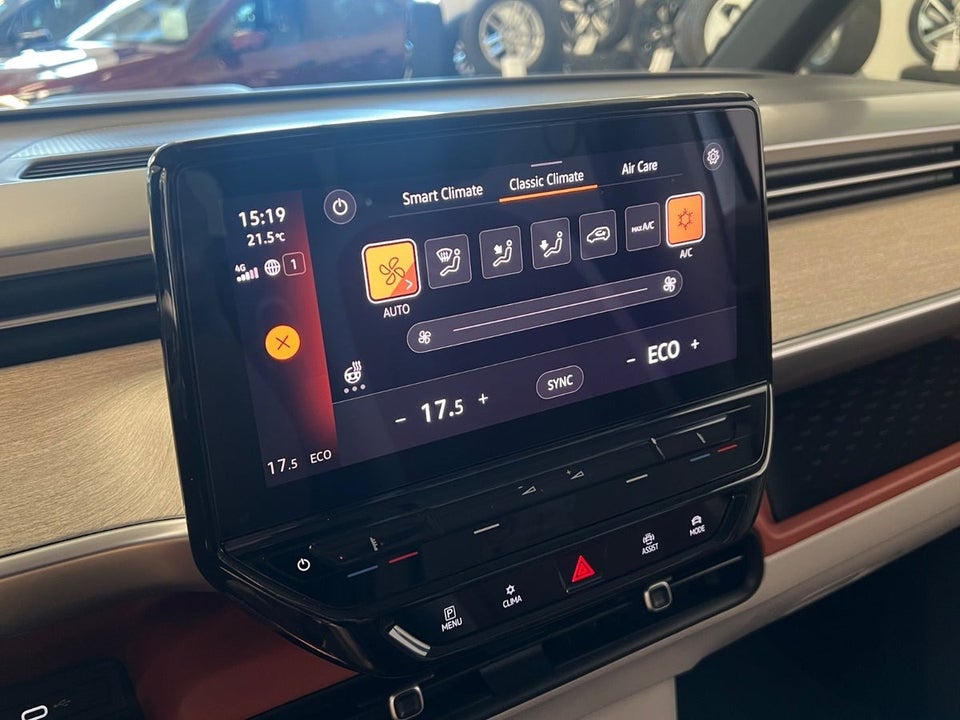 VW ID.Buzz 77 Pro SWB 5d