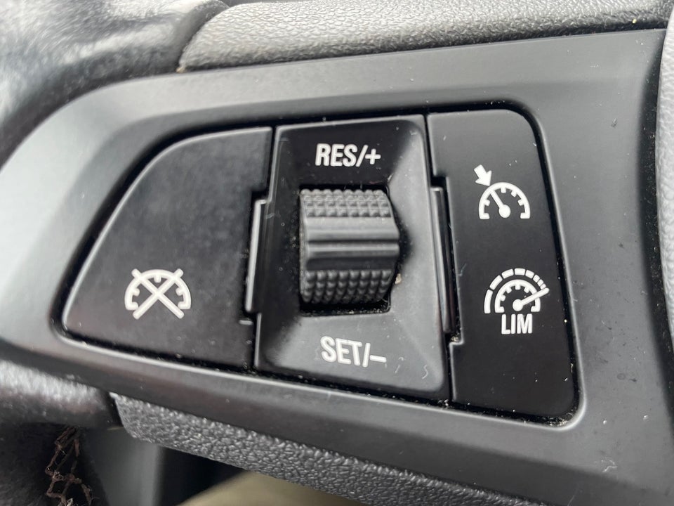 Opel Corsa 1,4 16V Enjoy+ 5d