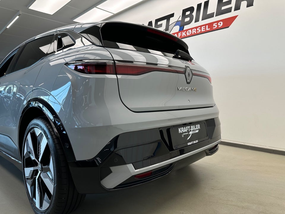 Renault Megane E-Tech 60 Techno 5d