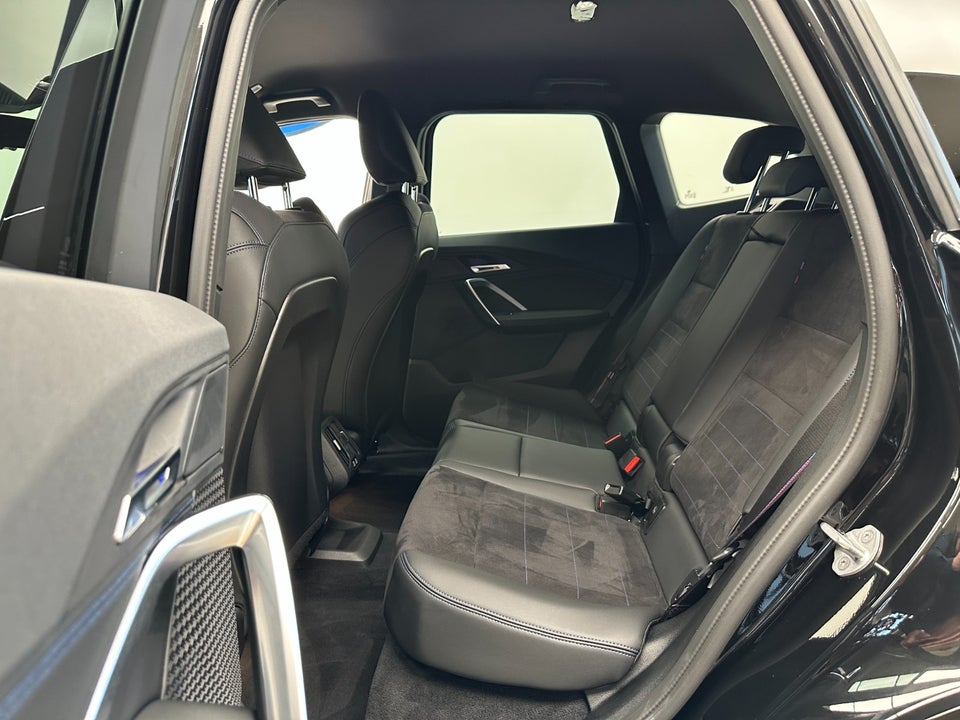 BMW iX1 eDrive20 M-Sport Pro 5d