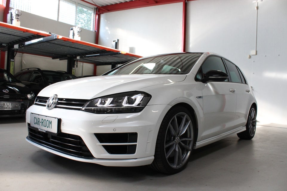 VW Golf VII 2,0 R DSG 4Motion BMT 5d