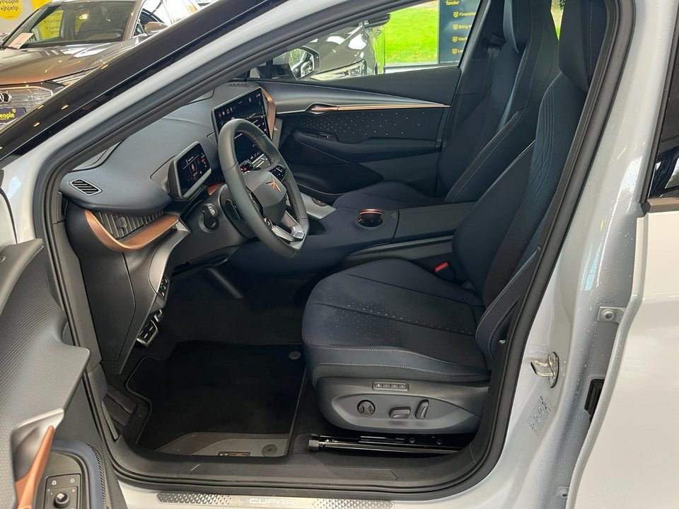 Cupra Tavascan 77 Adrenaline 5d