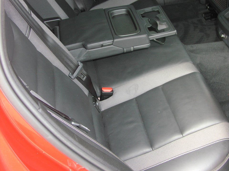 Volvo V60 2,0 D4 190 R-Design aut. 5d