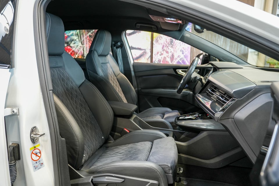 Audi Q4 e-tron 45 S-line 5d