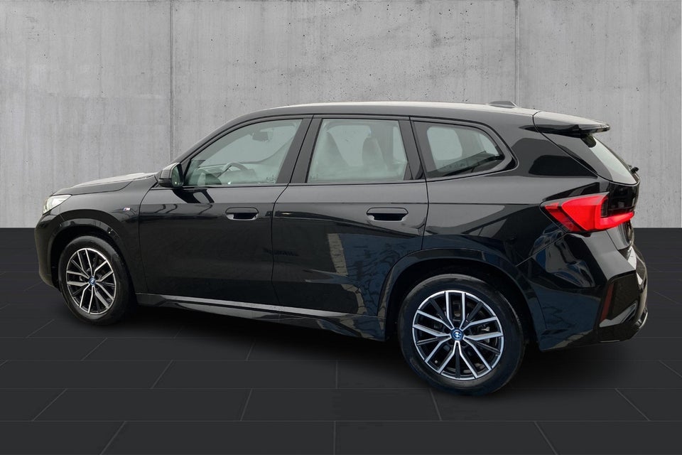 BMW iX1 eDrive20 M-Sport 5d