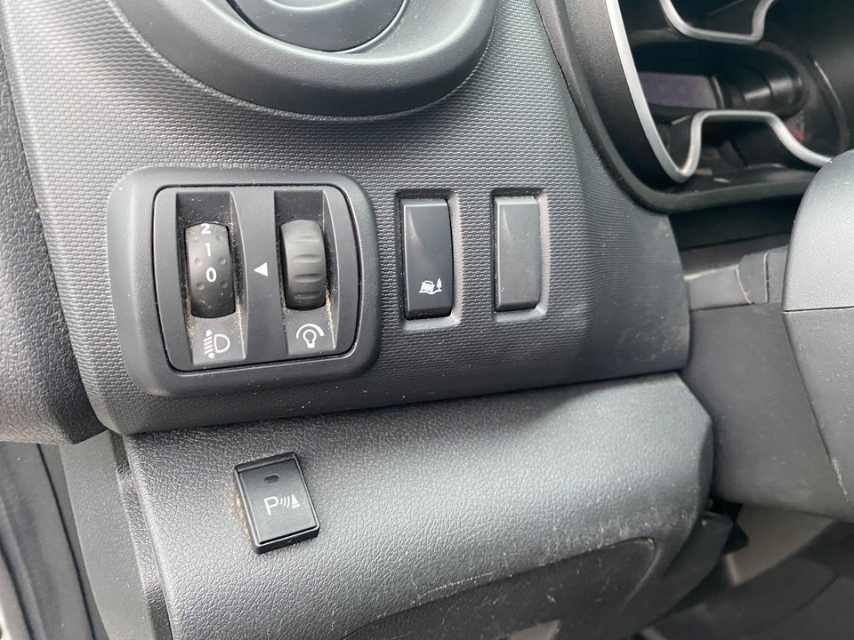 Renault Trafic T29 2,0 dCi 120 L2H1