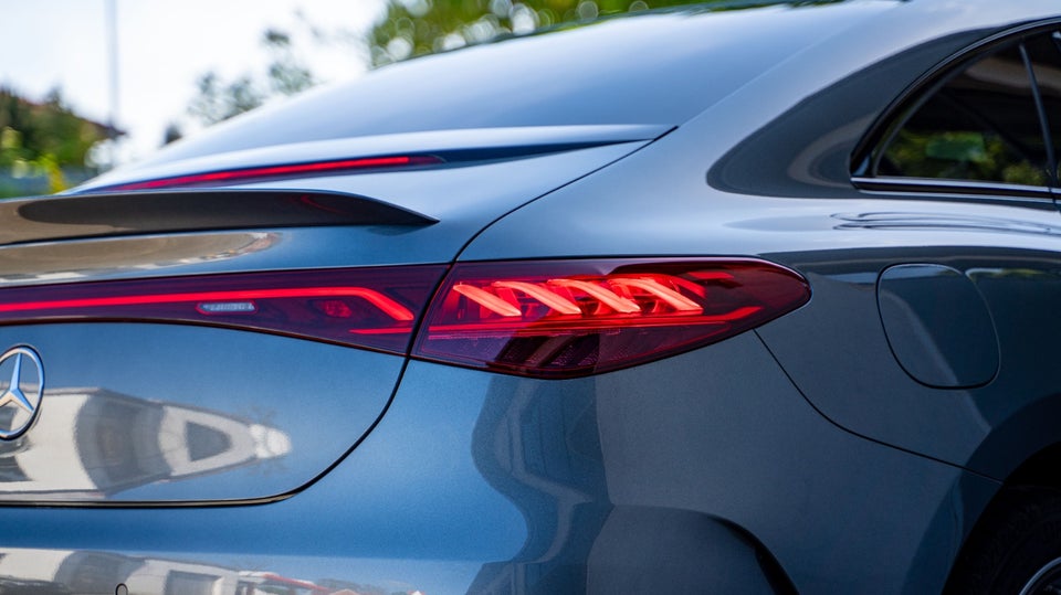 Mercedes EQE350 AMG Line 4d