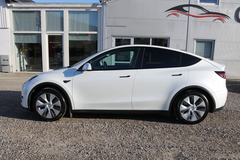 Tesla Model Y Long Range RWD 5d
