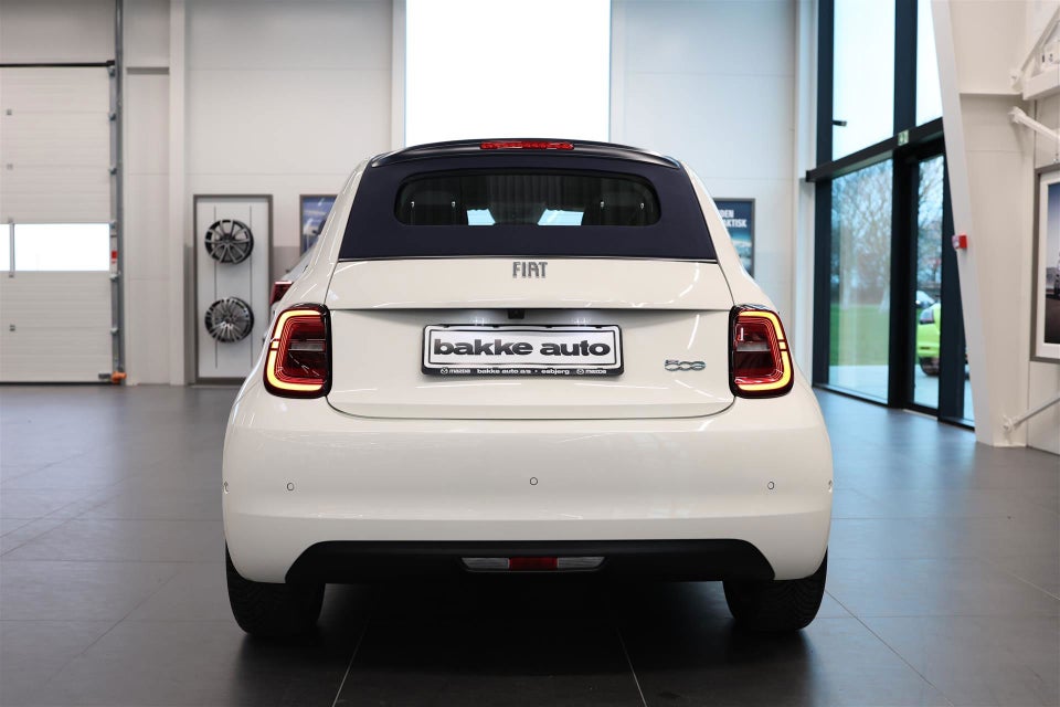 Fiat 500e Icon Cabrio 2d