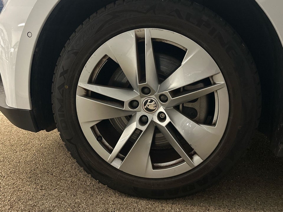 Skoda Enyaq 80 iV Loft 5d