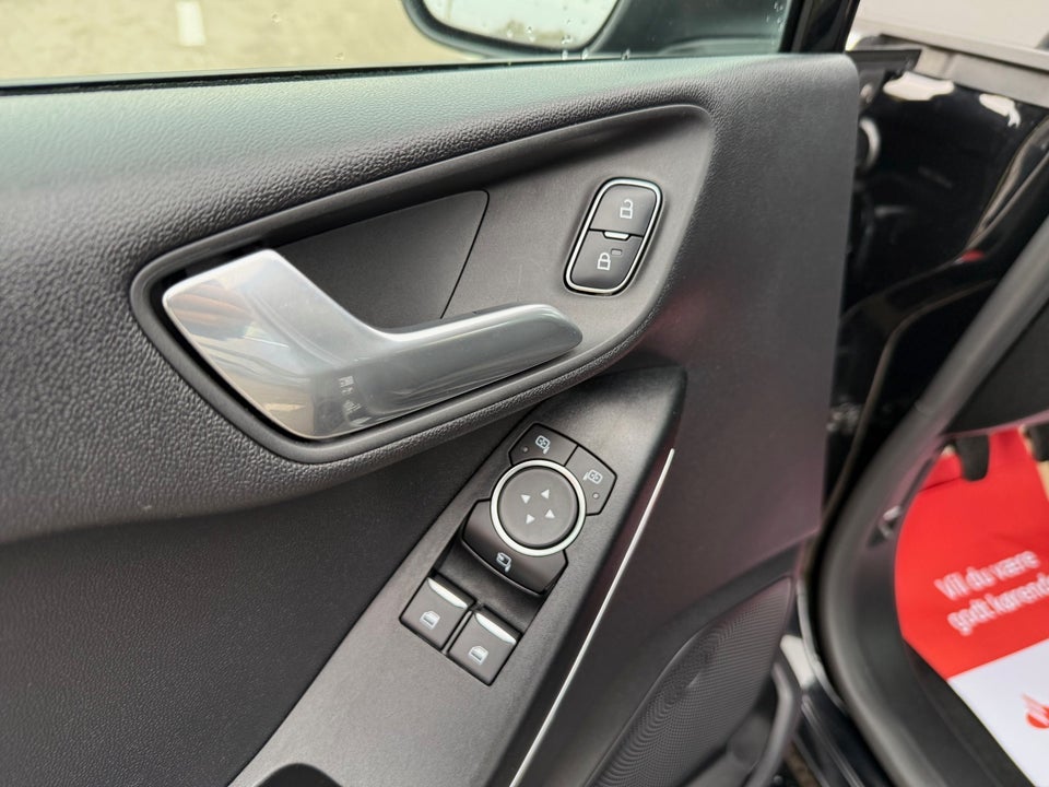 Ford Fiesta 1,0 EcoBoost Titanium 5d