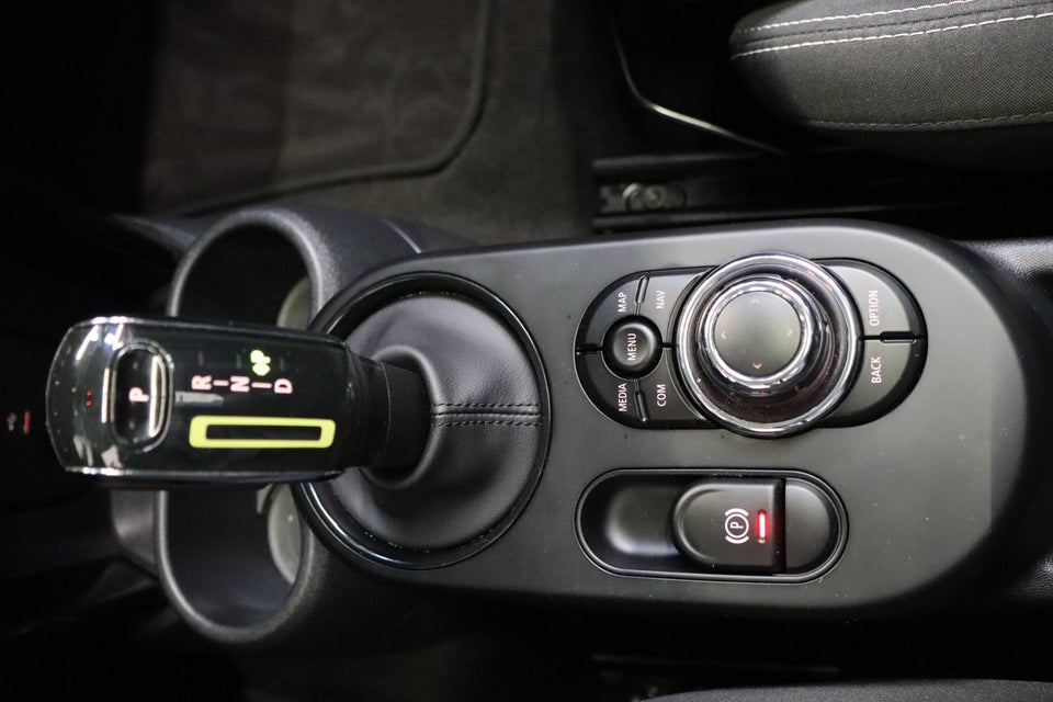 MINI Cooper SE Edition Premium Plus 3d