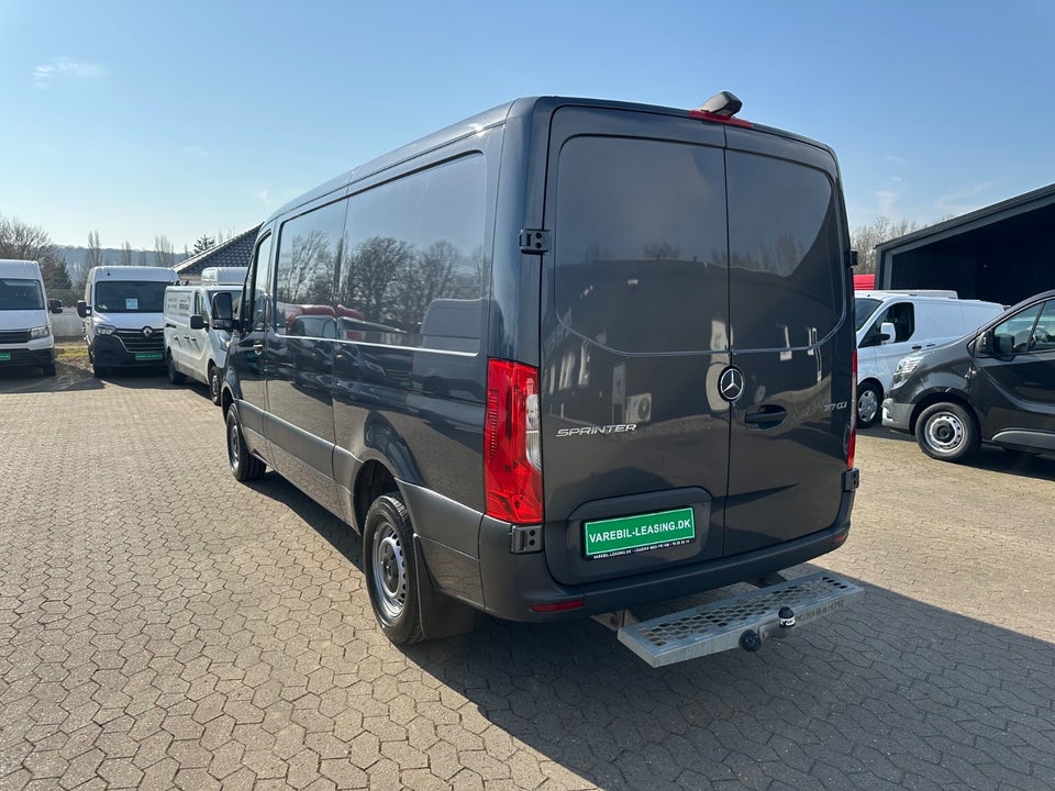 Mercedes Sprinter 317 2,0 CDi A2 Kassevogn aut. RWD