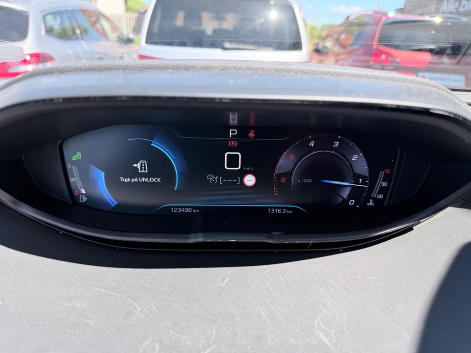 Peugeot 5008 1,5 BlueHDi 130 Allure EAT8 7prs 5d