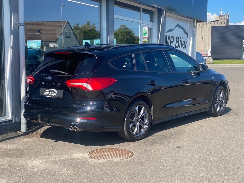 Ford Focus 1,0 EcoBoost ST-Line stc. 5d