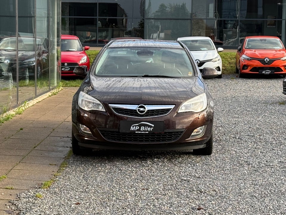 Opel Astra 1,4 T 140 Enjoy Sports Tourer eco 5d