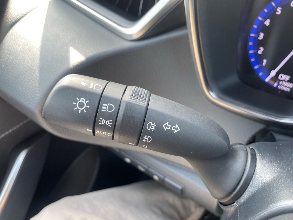 Toyota Corolla 1,8 Hybrid H3 MDS 5d