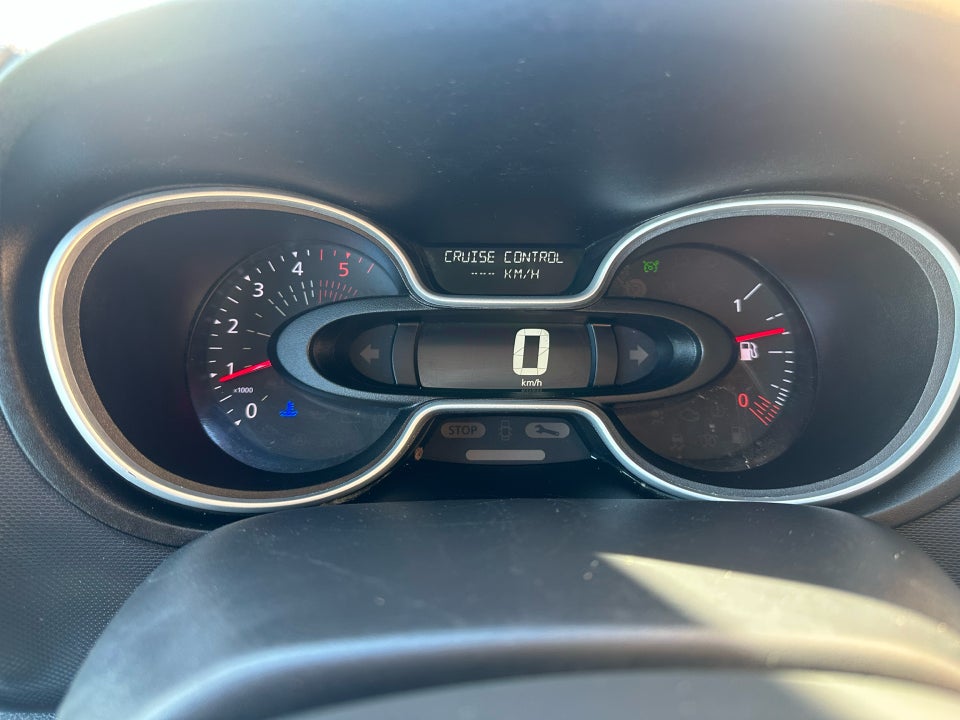 Renault Trafic T29 2,0 dCi 120 L2H1